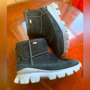 UGG Dry tech winter boots waterproof warm
